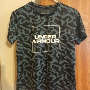 NWOT Youth Under Armour shirt